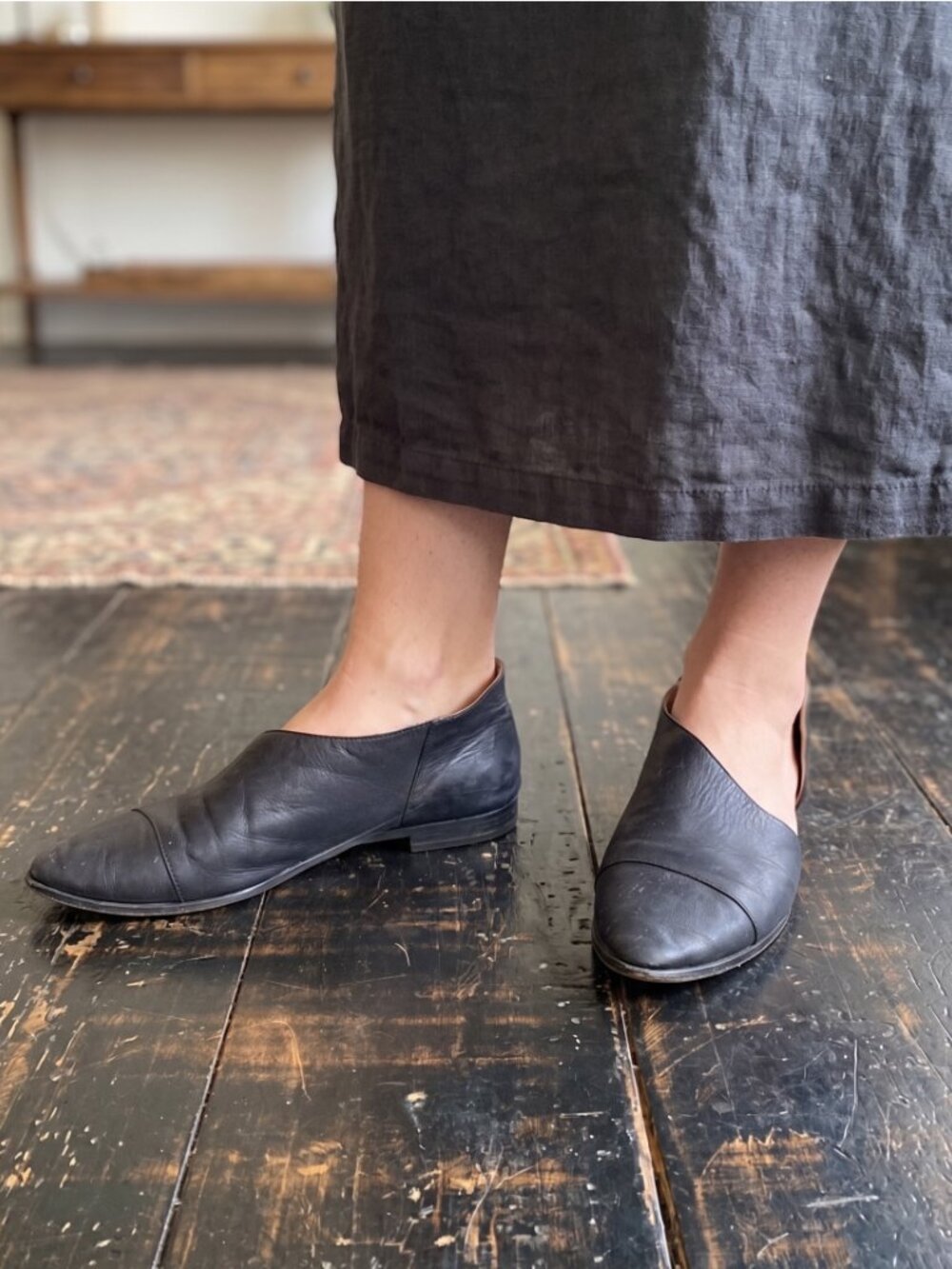 Women’s Black Pointed Toe Slip-On Flats